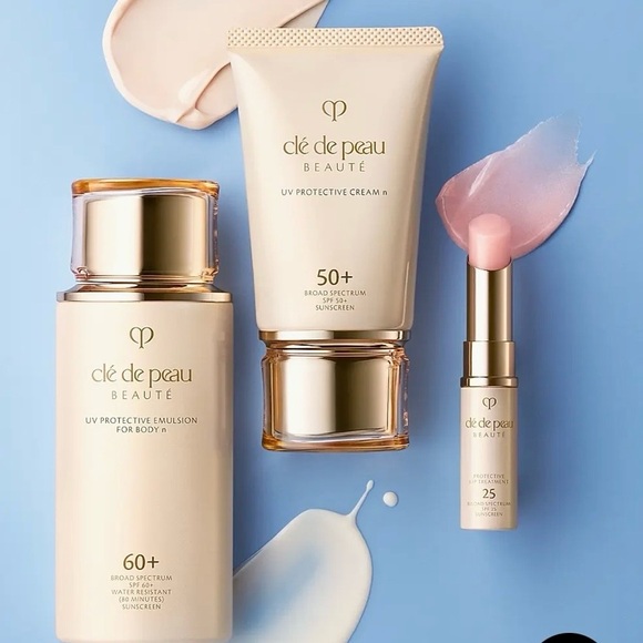 Clé de Peau Beauté UV Protective Emulsion